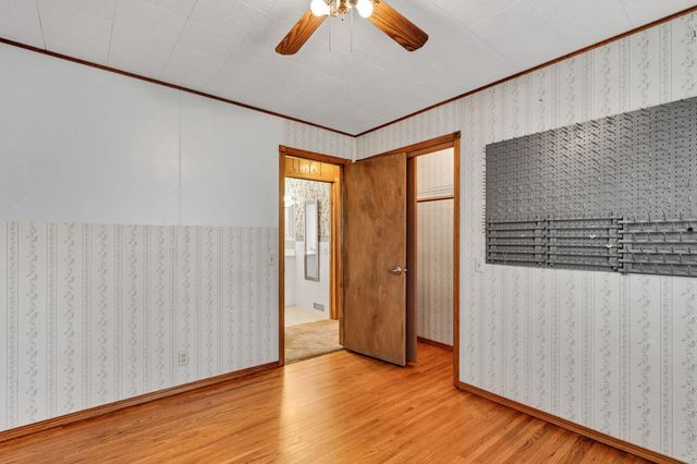 545 N Colby Ave, Valley Center, KS 67147