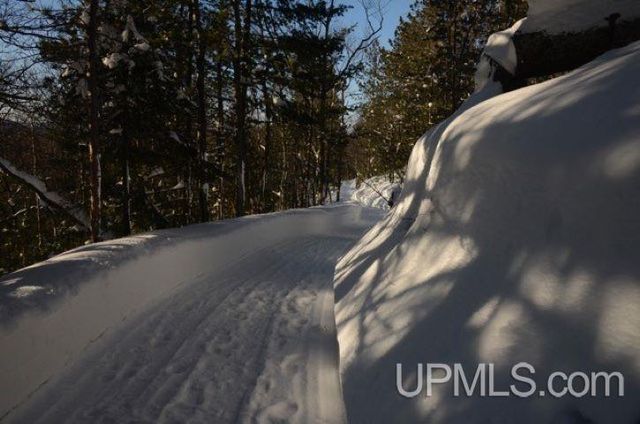 16100 Co Rd 510 Avenue, Marquette, MI 49855