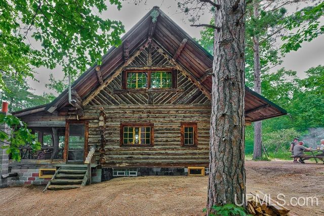 16100 Co Rd 510 Avenue, Marquette, MI 49855