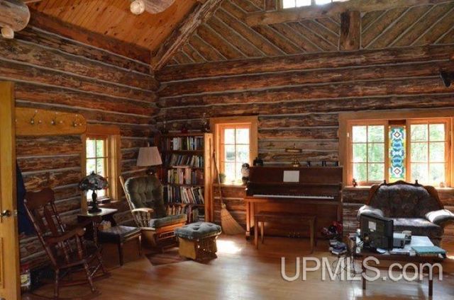 16100 Co Rd 510 Avenue, Marquette, MI 49855