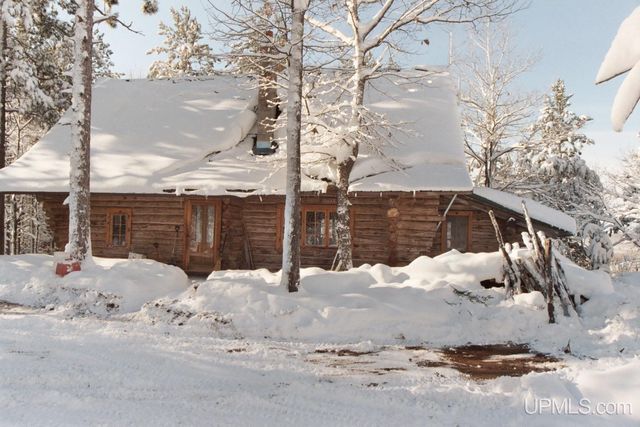 16100 Co Rd 510 Avenue, Marquette, MI 49855