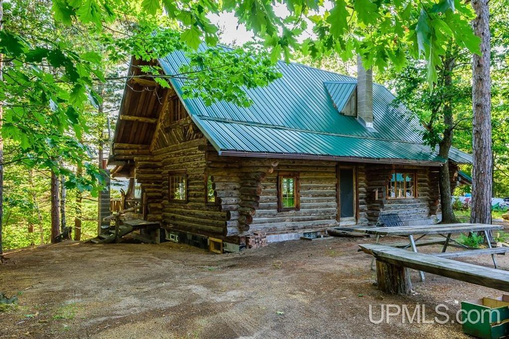 16100 Co Rd 510 Avenue, Marquette, MI 49855