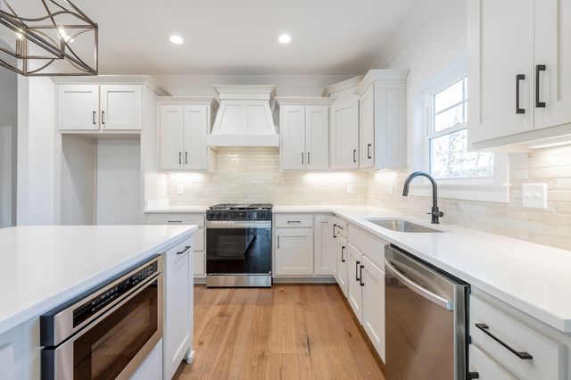 204 Goose Creek Circle, Soddy Daisy, TN 37379