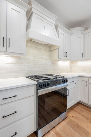 204 Goose Creek Circle, Soddy Daisy, TN 37379