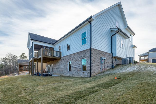 204 Goose Creek Circle, Soddy Daisy, TN 37379