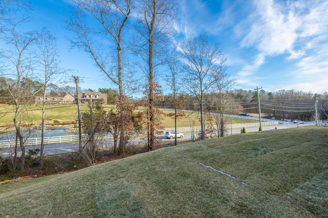 204 Goose Creek Circle, Soddy Daisy, TN 37379