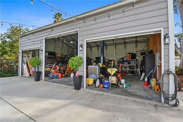 1033 W Palm Avenue, Redlands, CA 92373