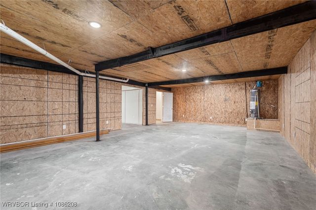 1401 Azure Hills Drive, Van Buren, AR 72956