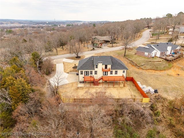 1401 Azure Hills Drive, Van Buren, AR 72956