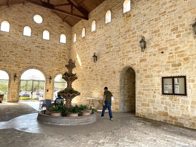140 FLY LINE TRL, New Braunfels, TX 78132