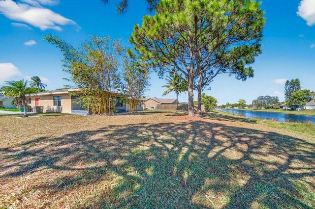 2097 SE Mantua Street, Port St. Lucie, Port St Lucie, FL 34952