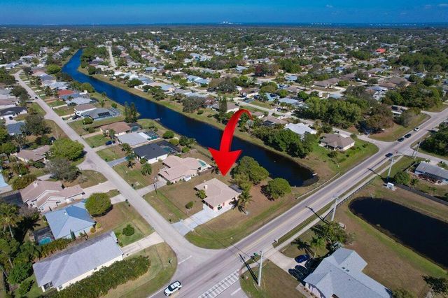 2097 SE Mantua Street, Port St. Lucie, Port St Lucie, FL 34952