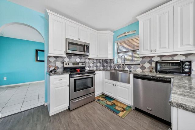 2097 SE Mantua Street, Port St. Lucie, Port St Lucie, FL 34952