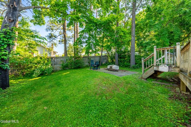 102 Marl Circle, Ravena, NY 12143