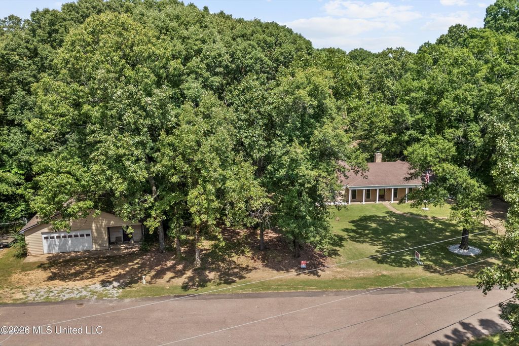 6090 Northwood Drive, Olive Branch, MS 38654 — photo 2