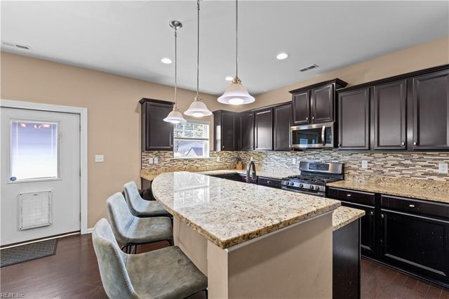 220 Benthall RD, Hampton, VA 23664