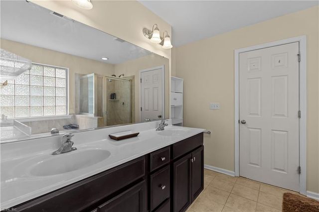 220 Benthall RD, Hampton, VA 23664