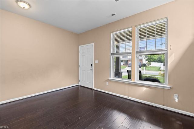 220 Benthall RD, Hampton, VA 23664
