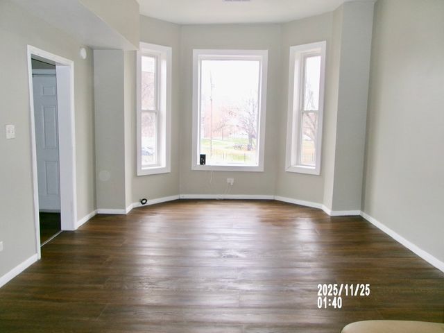 2852 E 91st Street 2, Chicago, IL 60617