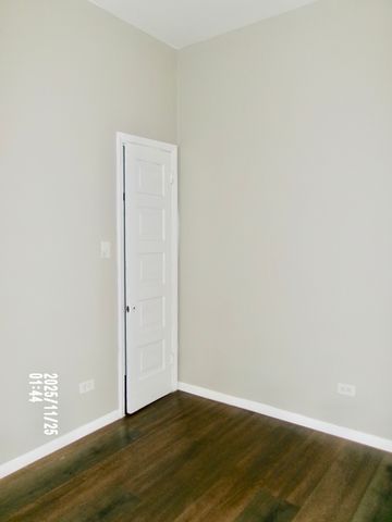 2852 E 91st Street 2, Chicago, IL 60617