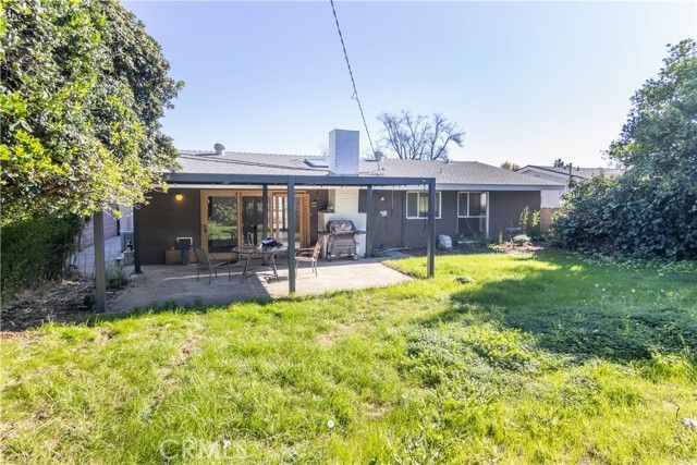 9635 Gerald, North Hills (los Angeles), CA 91343