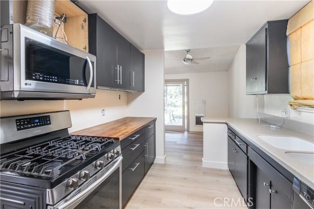 9635 Gerald, North Hills (los Angeles), CA 91343