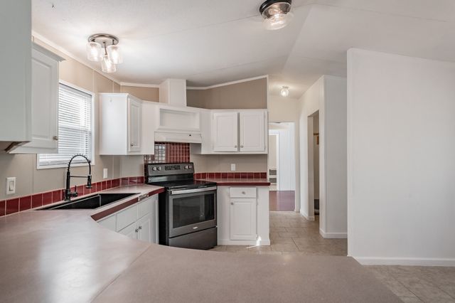 419 Wood River Road, Millsap, TX 76066