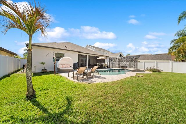 204 BENGAL CIRCLE, Oldsmar, FL 34677