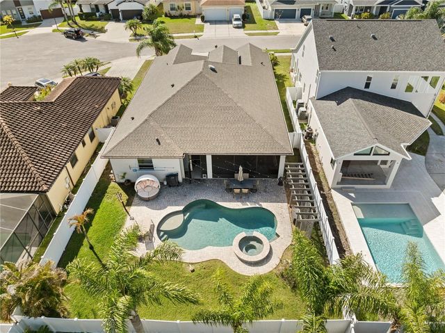 204 BENGAL CIRCLE, Oldsmar, FL 34677