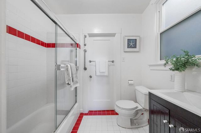 28 Shakespeare Street, Daly City, CA 94014