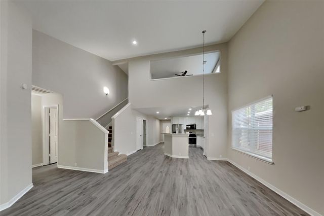 10406 E Summit Canyon Drive, Houston, TX 77095