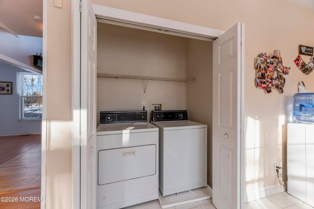 58 Danella Way, Howell, NJ 07731