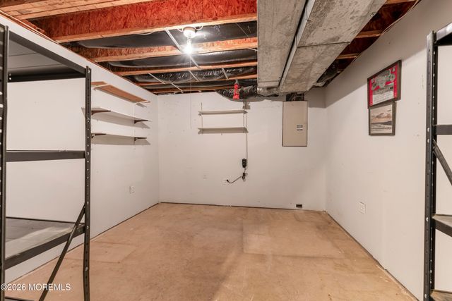 58 Danella Way, Howell, NJ 07731