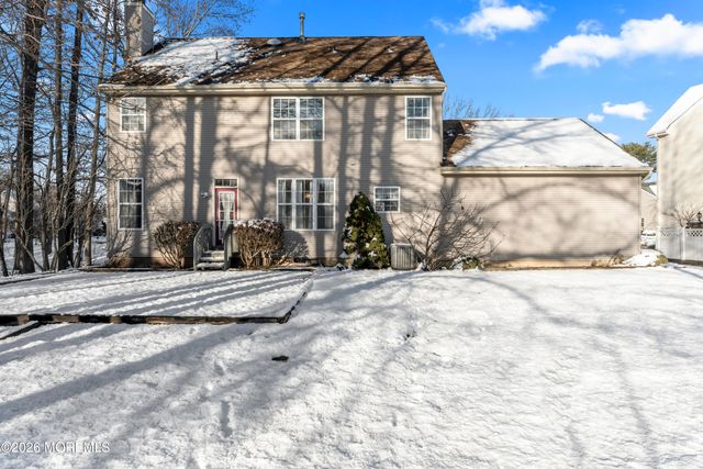 58 Danella Way, Howell, NJ 07731