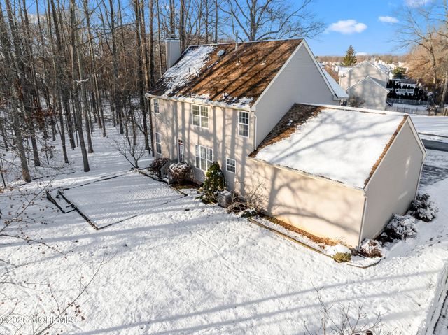 58 Danella Way, Howell, NJ 07731