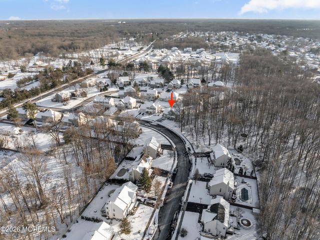 58 Danella Way, Howell, NJ 07731