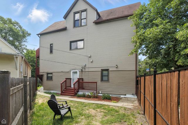 2121 N California Avenue, Chicago, IL 60647