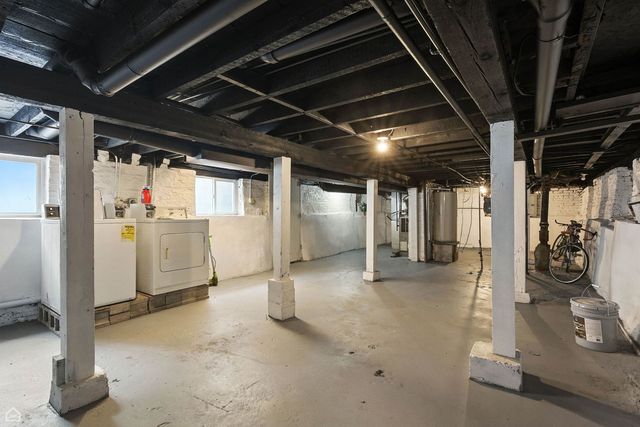 2121 N California Avenue, Chicago, IL 60647