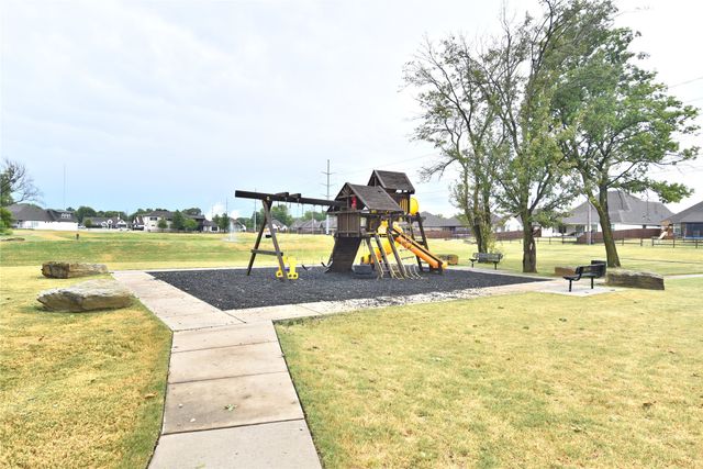 10226 226th Avenue, Broken Arrow, OK 74014