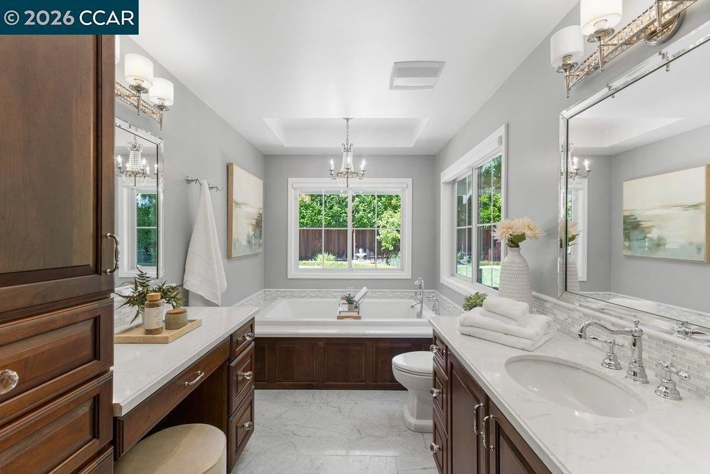 Image 30 of property listing at 407 Fremerey Ct, Danville, CA 94506