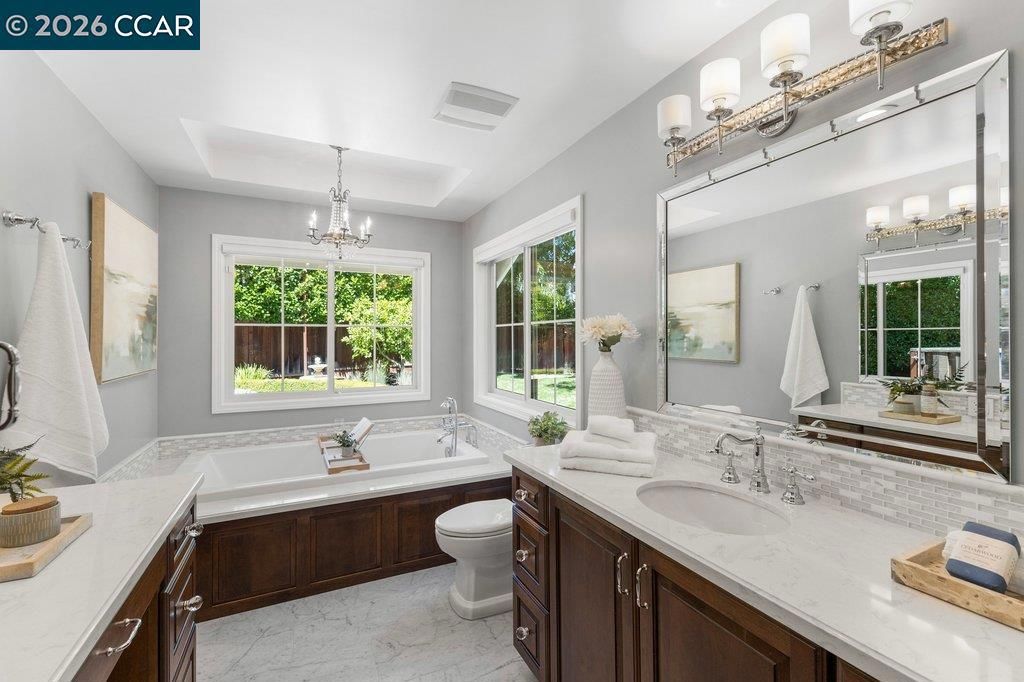Image 31 of property listing at 407 Fremerey Ct, Danville, CA 94506