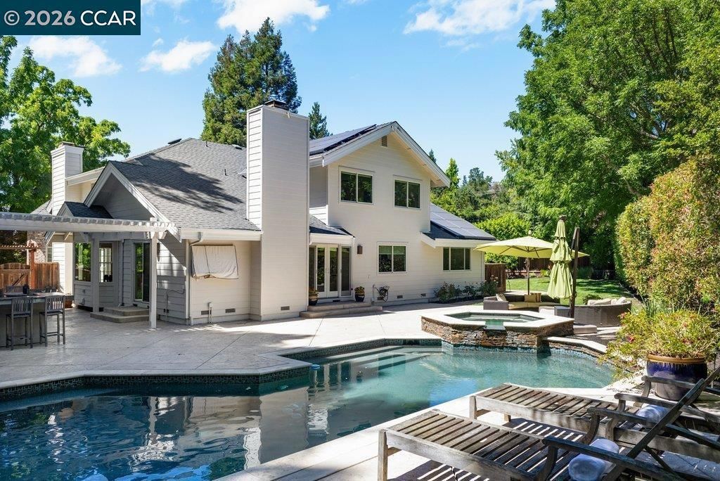 Image 50 of property listing at 407 Fremerey Ct, Danville, CA 94506