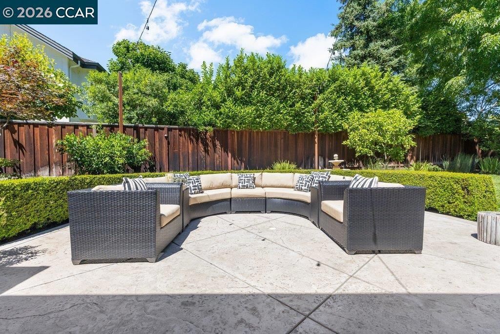 Image 61 of property listing at 407 Fremerey Ct, Danville, CA 94506
