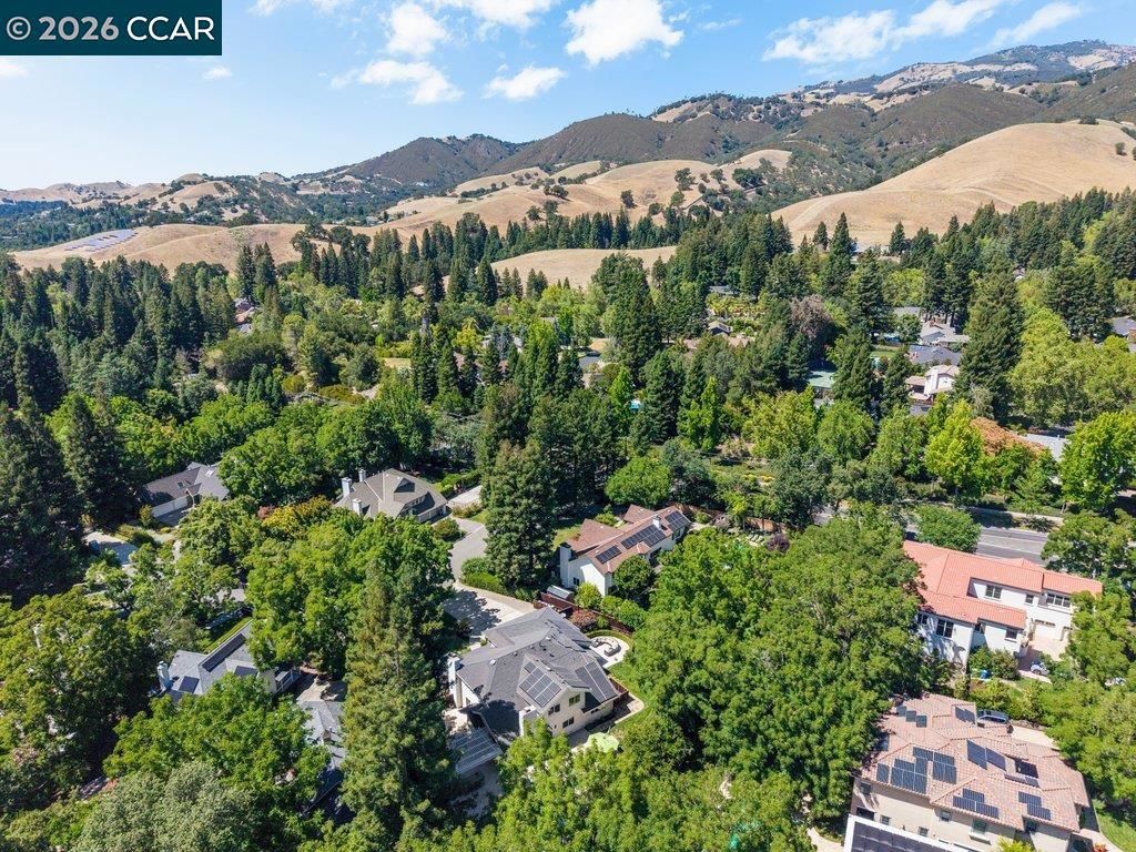 Image 68 of property listing at 407 Fremerey Ct, Danville, CA 94506