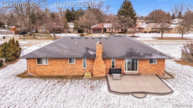 49685 Richardson Drive, Shelby Twp, MI 48315