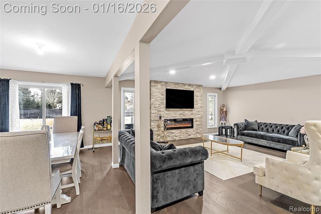 49685 Richardson Drive, Shelby Twp, MI 48315