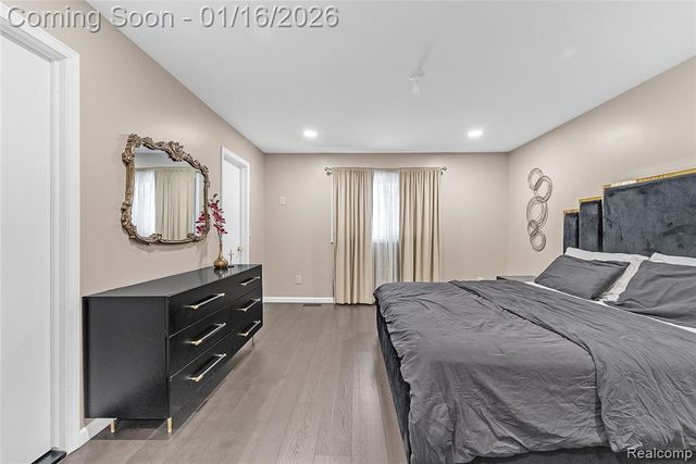 49685 Richardson Drive, Shelby Twp, MI 48315