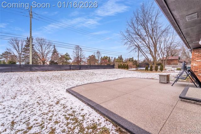 49685 Richardson Drive, Shelby Twp, MI 48315