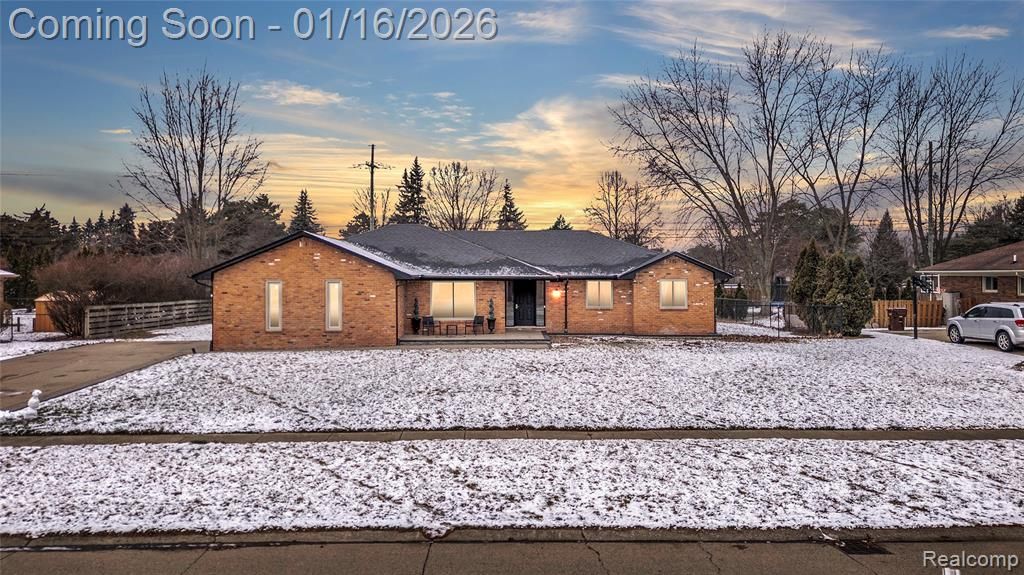 49685 Richardson Drive, Shelby Twp, MI 48315