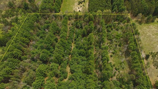 119 Duck Creek Avenue, Westfield, WI 53964